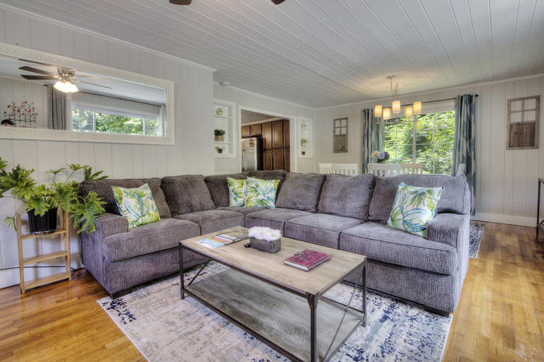 Others 5, Bear Paws by HoneyBear Cabins, Sevier