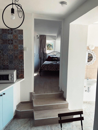 Public Area 3, Katsikantaris Homes