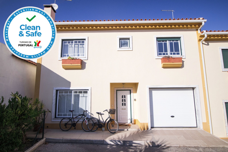 Dino & Beach Villa V3, Lourinhã