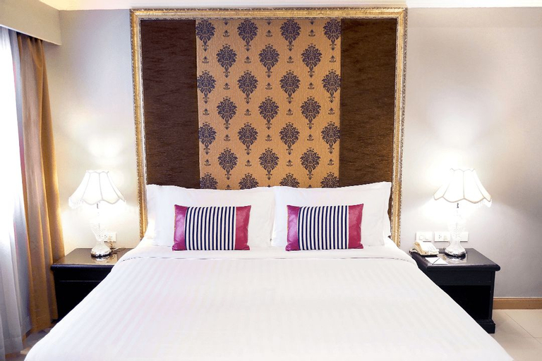 Bedroom 24