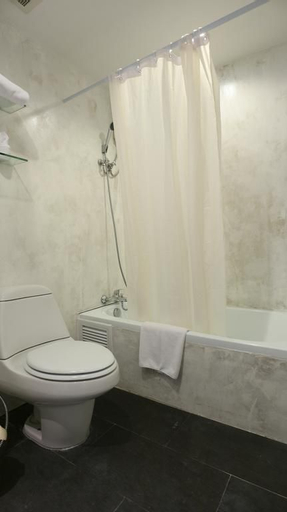 Bedroom 4, The Key Bangkok, Wattana