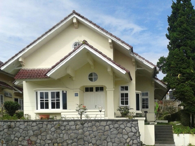 Villa Private Puncak, Bogor