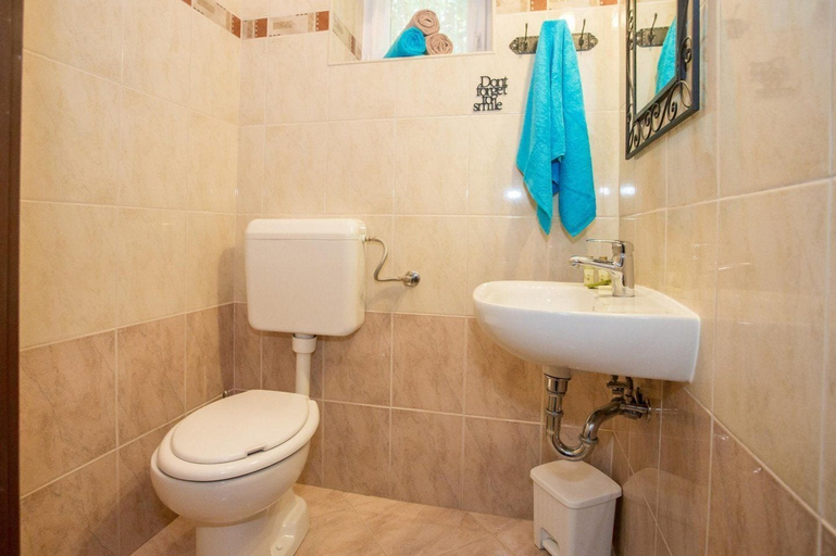 Bathroom 4, House Villa Lara, Marčana