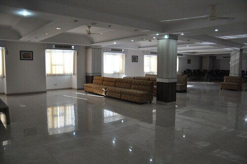 Hotel Krishna Sagar NH24, Ghaziabad