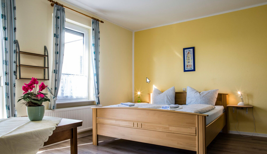 Bedroom 4, Logia Hotel garni, Wittmund