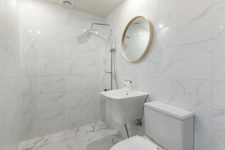 Bathroom 4, Boutique Hotel Super Rocket, Jinju