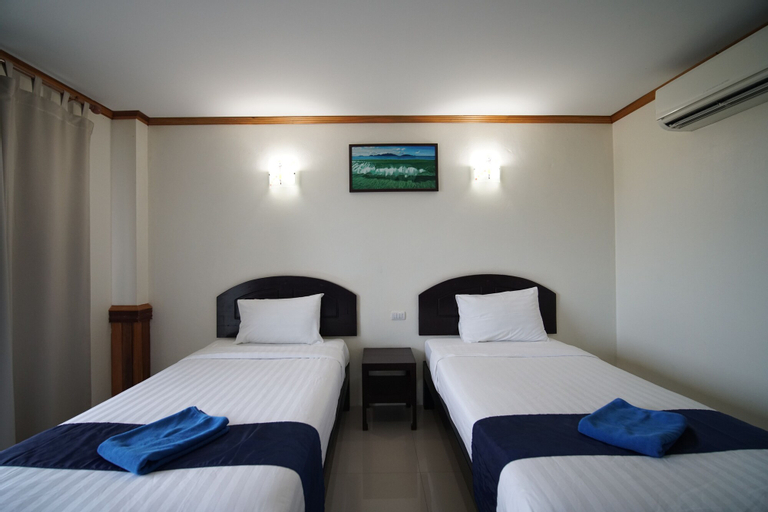 Sea Mountain Khanom Hotel, Khanom