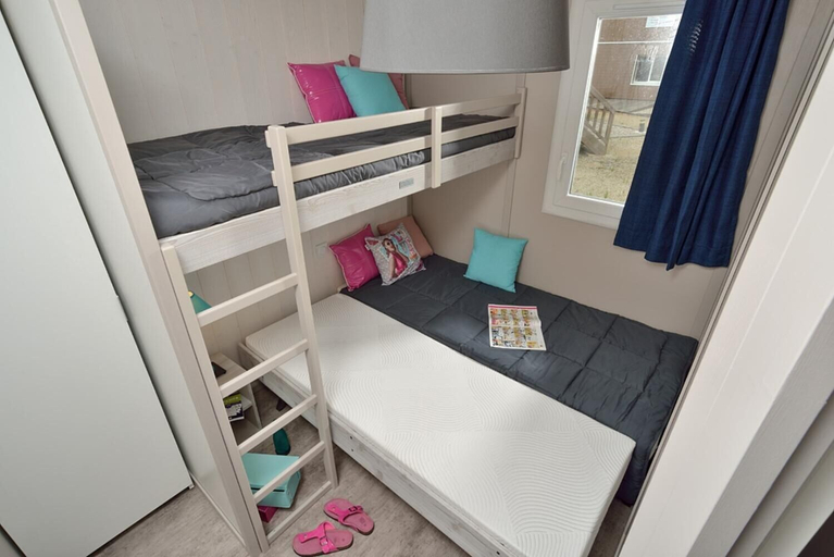 Bedroom 4, Chalets Bois Moulin de Chaules, Cantal