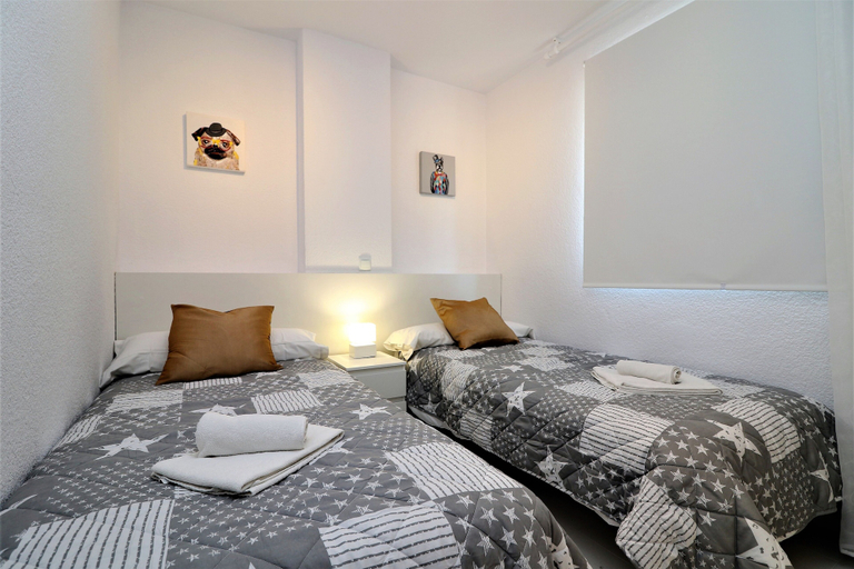 Bedroom 3, Apartment Carlos V - 1A Levante, Alicante