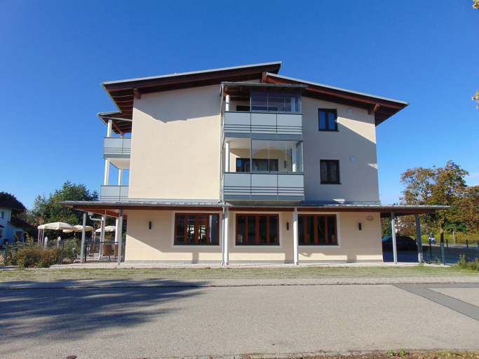 Exterior & Views 2, Hotel Heimfeld Cafe Restaurant, Altötting