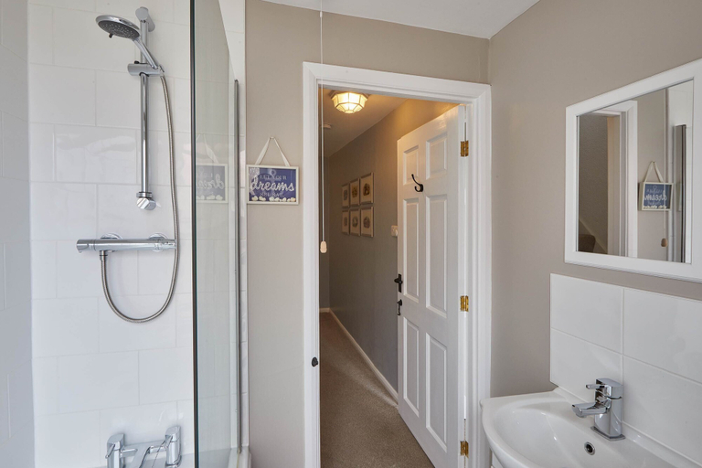 Bathroom 5, Adventure House, North Yorkshire