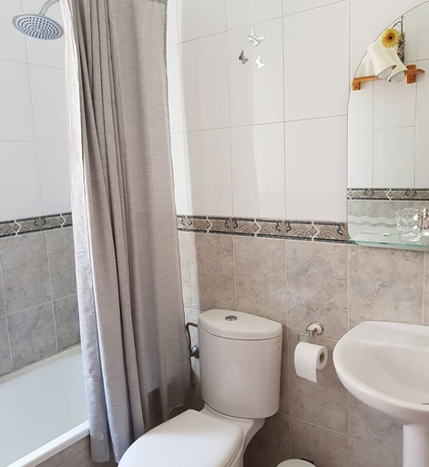 Bathroom, Pensión La Vega, Huelva