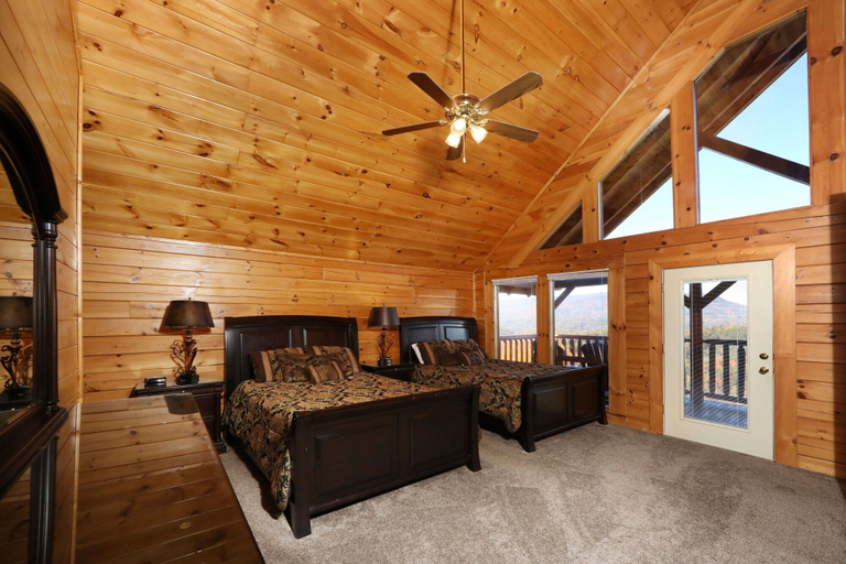 Others 4, Majestic Mountain Pool Lodge - Seven Bedroom Cabin, Sevier