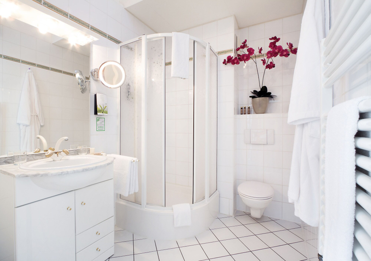 Bathroom 4, Lechpark Hotel, Augsburg