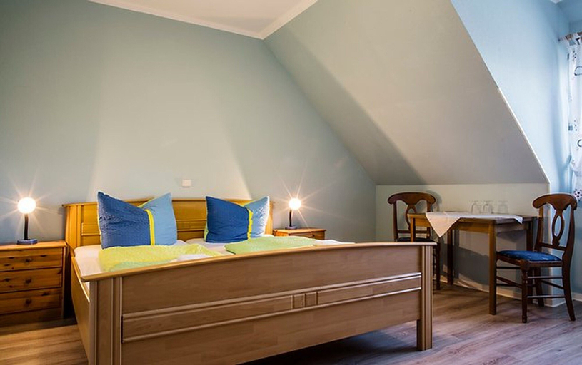 Bedroom 2, Logia Hotel garni, Wittmund