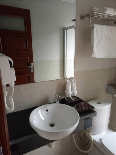 Hoang Phu Gia Hotel, Hạ Long