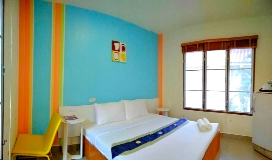 CAPITAL O 1142 Laemkum Beach Resort, Thap Sakae