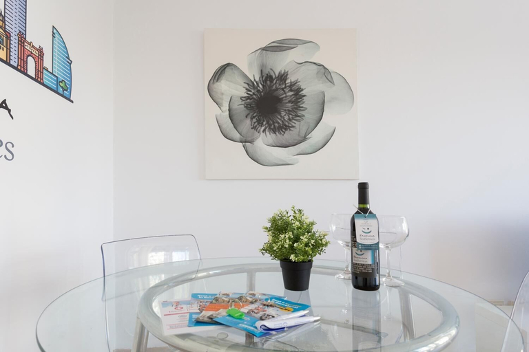 Others 5, 1214 - Two Bedrooms Ciutadella Apartment, Barcelona