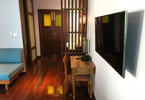 Baan Sopa Rajaprarop, Ratchathewi