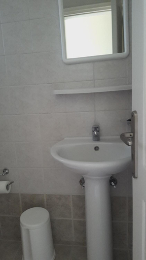 Bathroom 3, Denise Apartments, Ionian Islands
