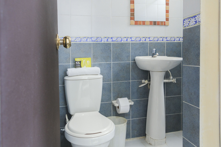 Bathroom 4, Hotel Colonial Plaza, Bucaramanga