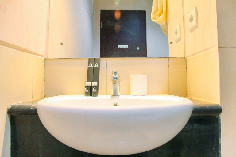 Relaxing Studio Apartment at Mangga Dua Residence By Travelio, Central Jakarta