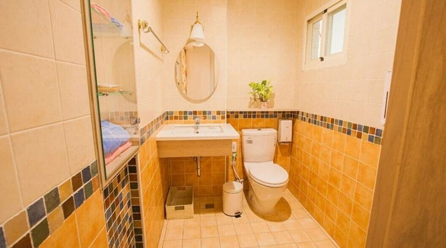 Bathroom 4, Funny BnB, Pingtung