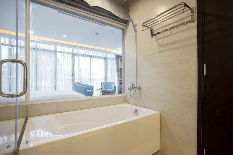 Bathroom 4, Melina Turtle Lake Saigon Center, District 3