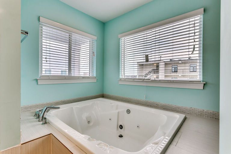 Bathroom 4, Together Resorts 20th Ave A/B My Myrtle Beach Retreat, Horry