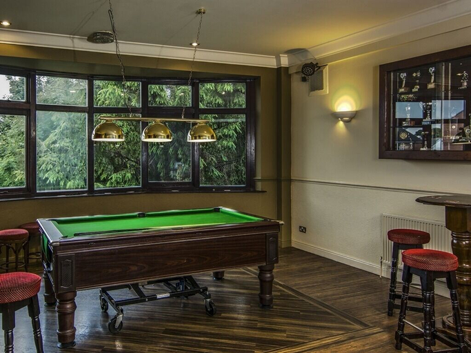 Public Area 2, Miners Arms, Leeds