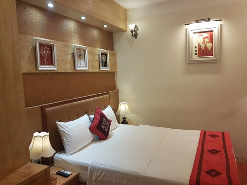 Smart hotel 2, Cầu Giấy