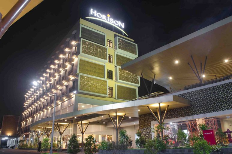 Horison GKB Gresik, Gresik