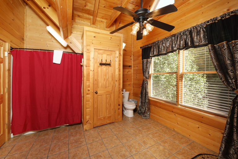 Others 5, Blessed Nest - Four Bedroom Cabin, Sevier