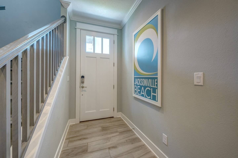 Public Area 4, Sun-splashed Luxe Townhome - Walk to the Sand, Duval