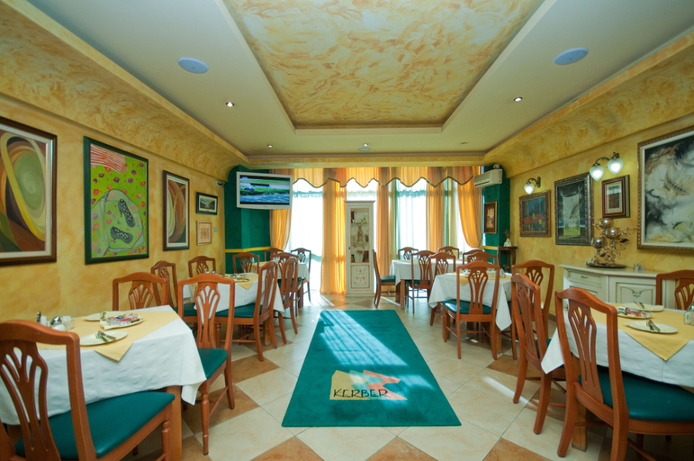Food & Drinks 5, Hotel Kerber Podgorica