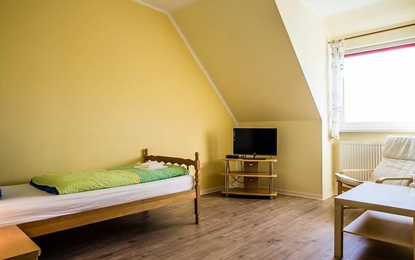 Bedroom 3, Logia Hotel garni, Wittmund