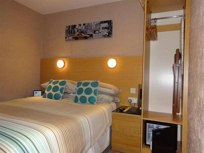 Bedroom 3, The Craimar, Blackpool