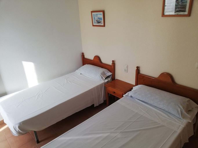 Bedroom 3, Deltamar 25, Valencia