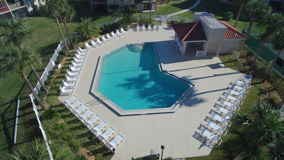 Sport & Beauty 4, 2 Bed, 2 Bath, Upgraded, Pool View - Ocean Village Club E35, Saint Johns