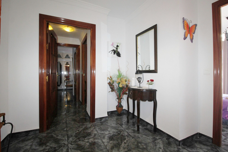 Public Area, 1100 Apartment Ermita, Málaga
