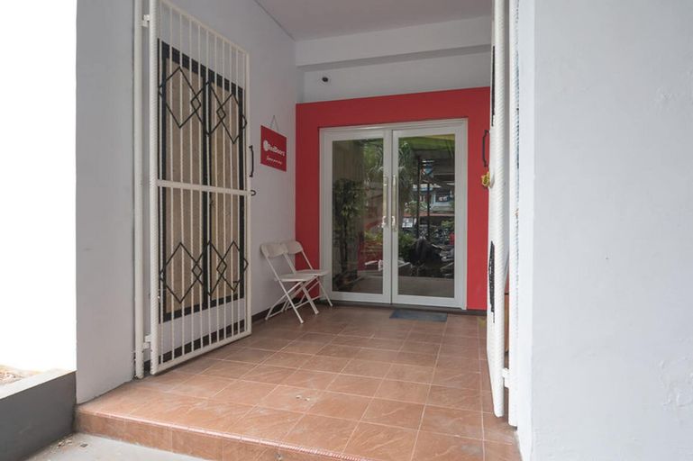 Reddoorz near ITC Mangga Dua, Central Jakarta