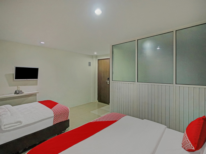 OYO 2574 Z Suites Hotel, Medan