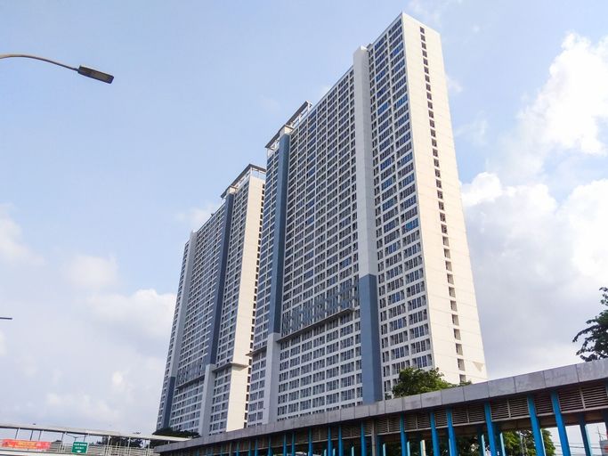 Studio near Bella Terra Mall at Tifolia Apartment By Travelio, East Jakarta