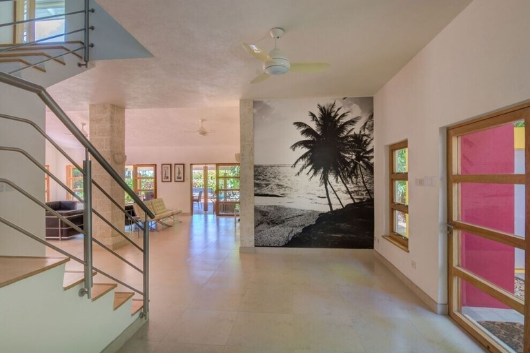 Public Area 3, Villa Thespina on the Beach
