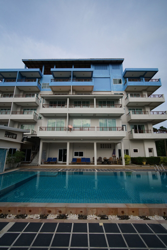 Sea Mountain Khanom Hotel, Khanom