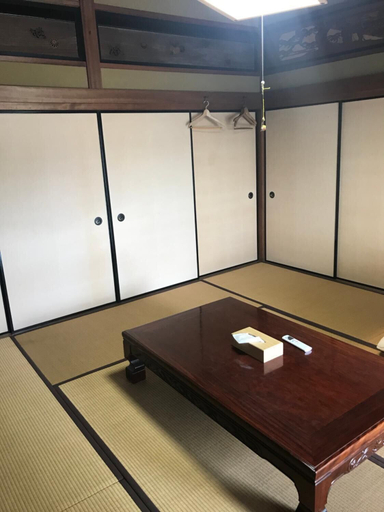 Bathroom 3, Guest House & Bar Diamond Head, Mihama