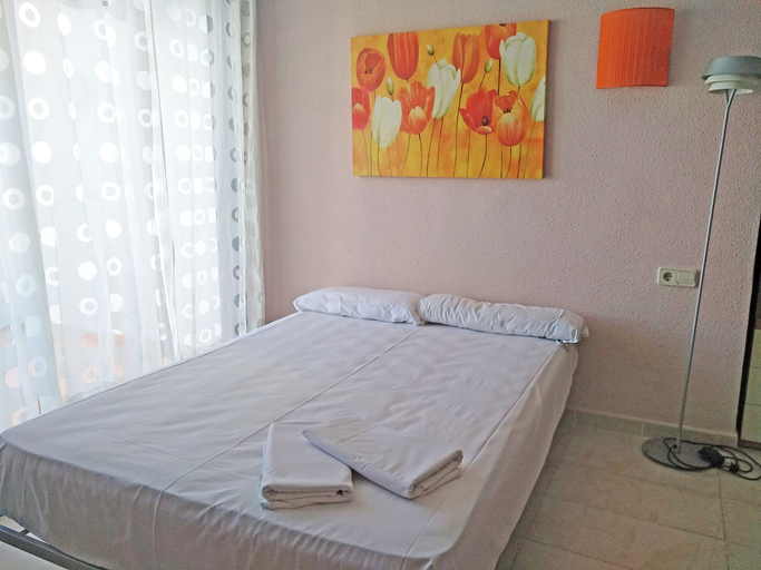 Bedroom 5, Apartamentos Eurhostal 3000, Castellón