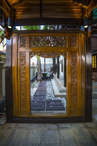 Bahau Woodz Villa, Jempol