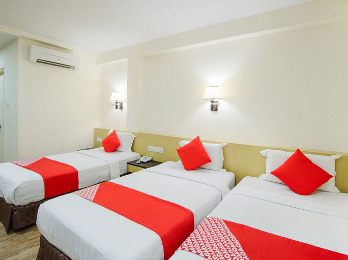 OYO 371 Grand Eastern Hotel, Penampang
