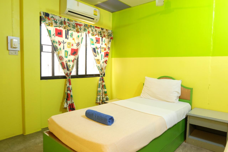 Bedroom 2, B&B House & Hostel, Muang Khon Kaen